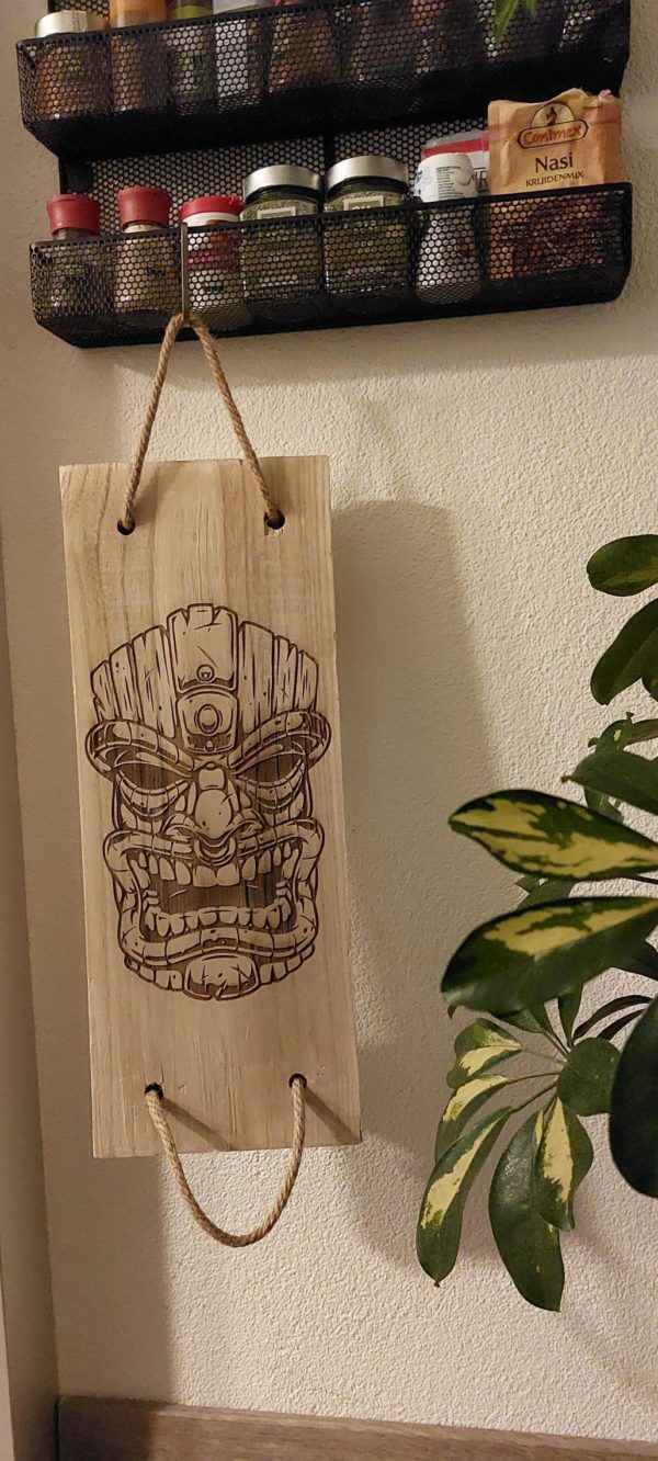 Tiki serveerplank