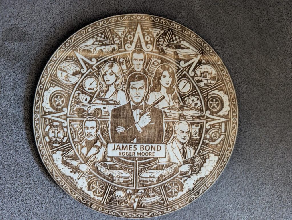 James Bond Collector’s Edition: Luxe Houten Pannenonderzetters – Set van 6 - Afbeelding 3